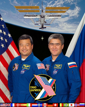 Expedition 10 Crew